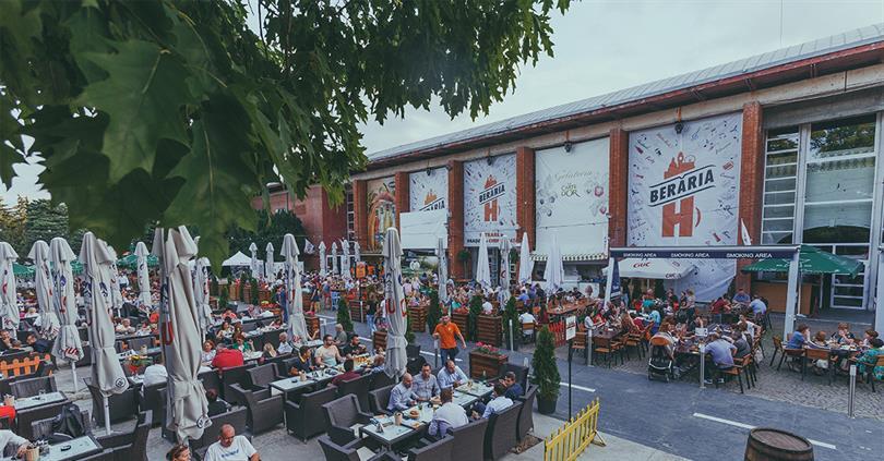 Concert Saturday at the Terrace #ByTheLake, Saturday, 28 April 2018 12:00, Beraria H